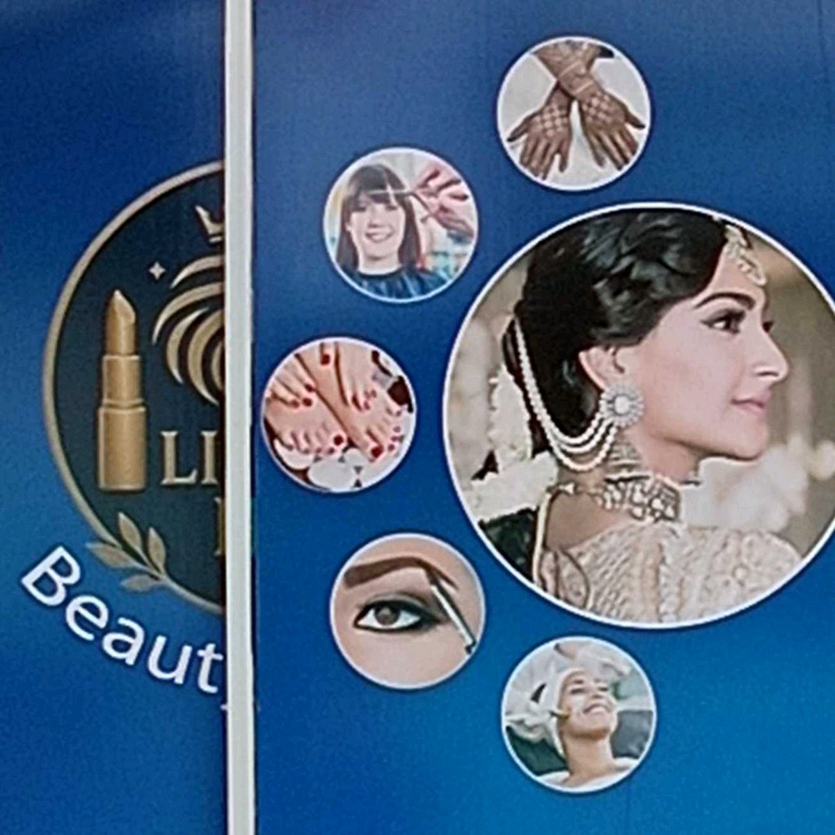 Lipstick Bar Beauty Parlour 