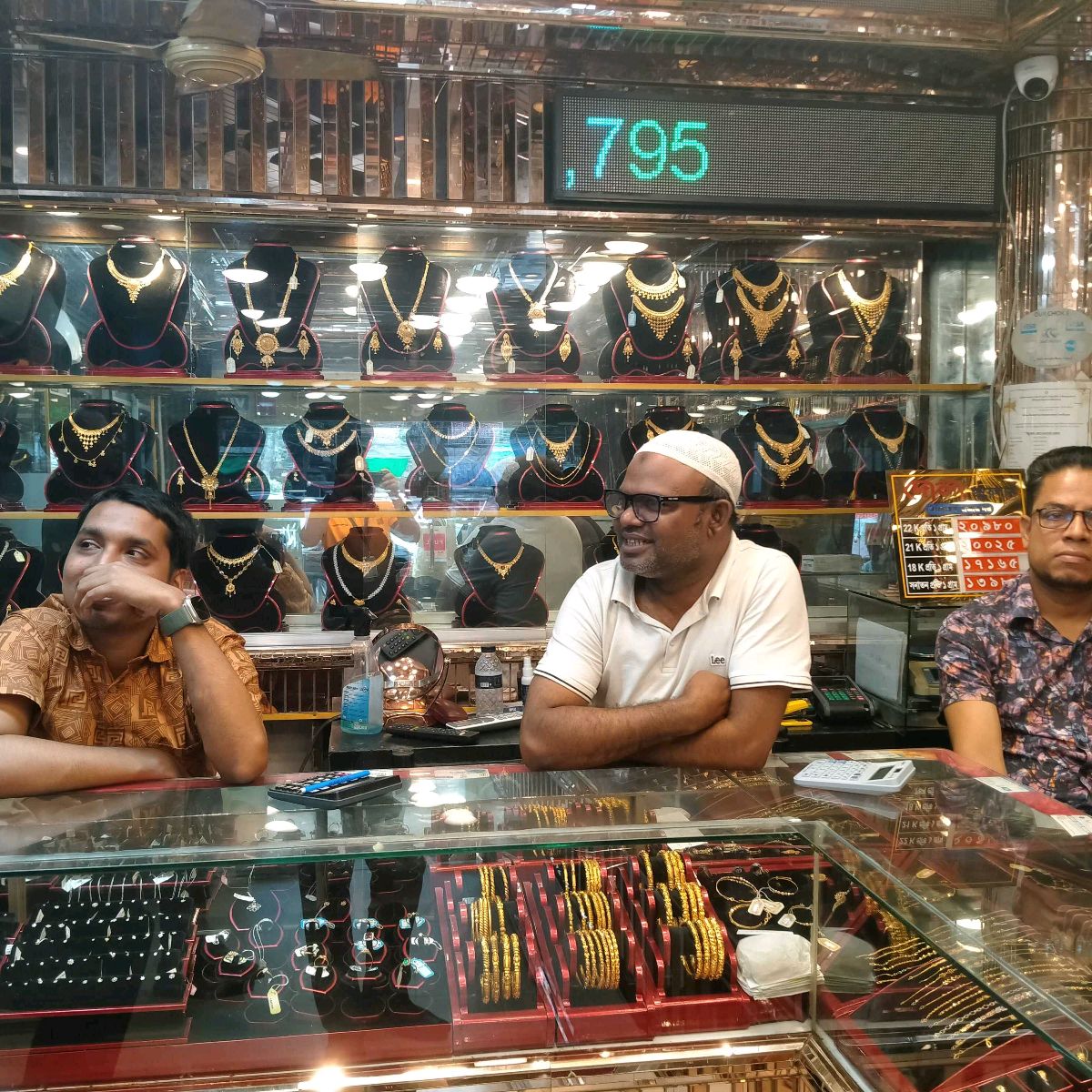Dola Jewellers