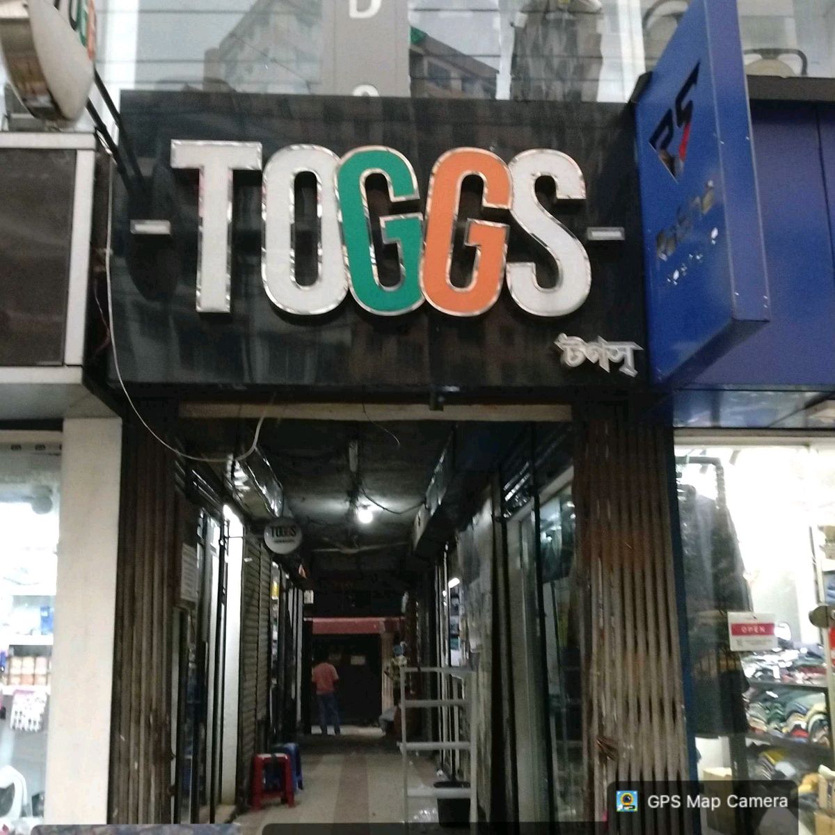 Toggs