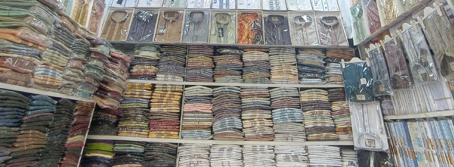 Noyon Collection 