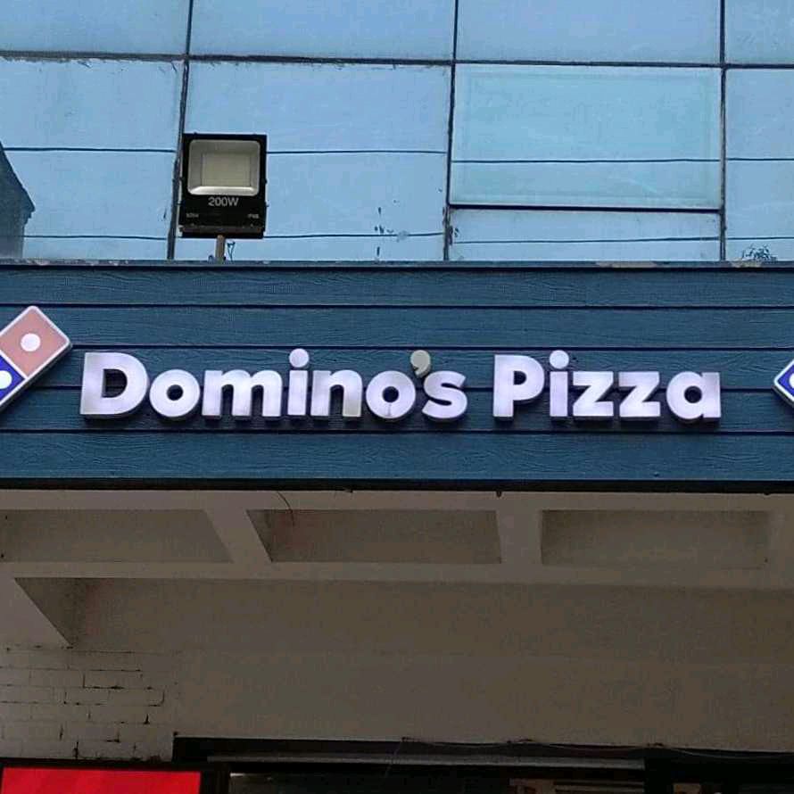 Domino's Pizza 