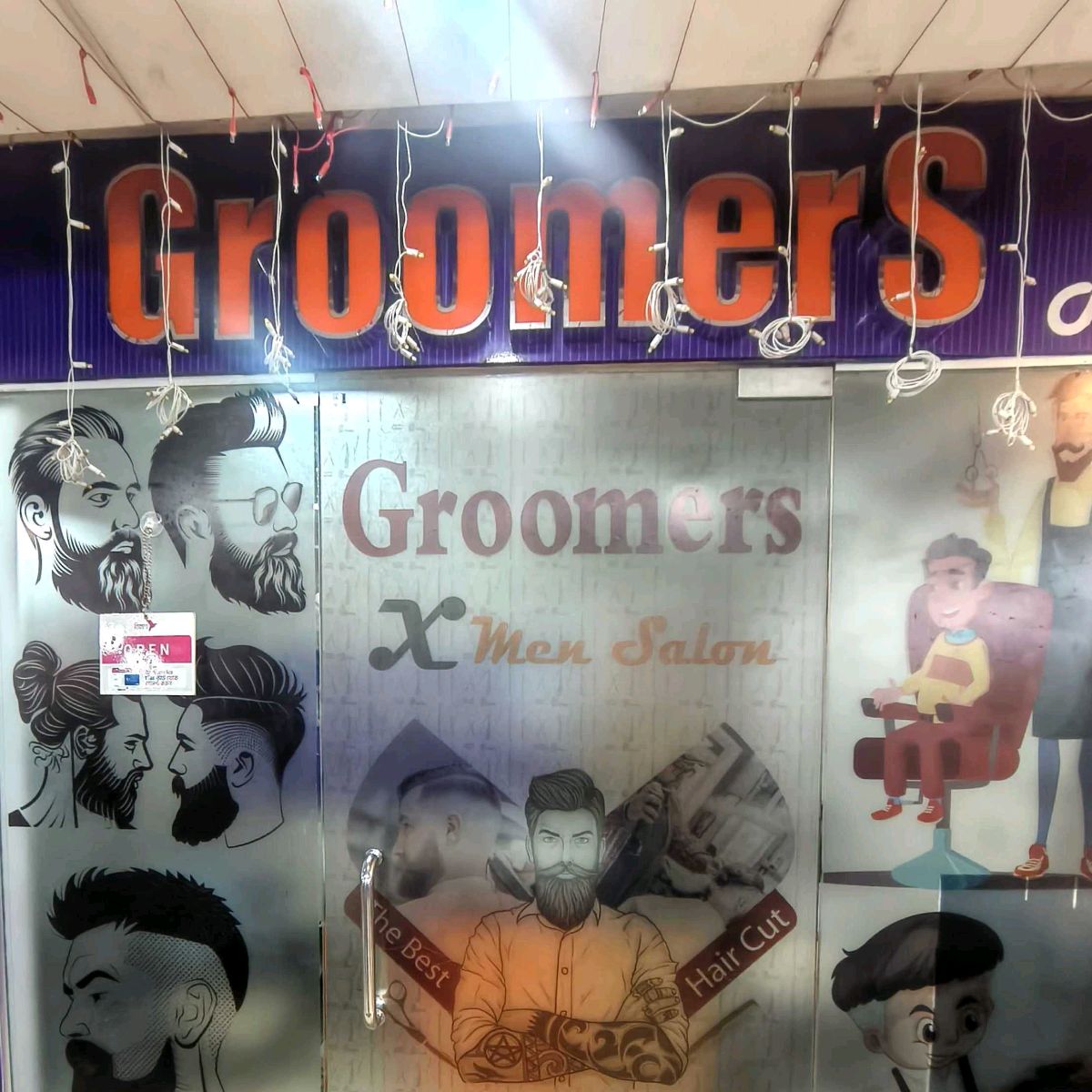 Groomers Men Salon