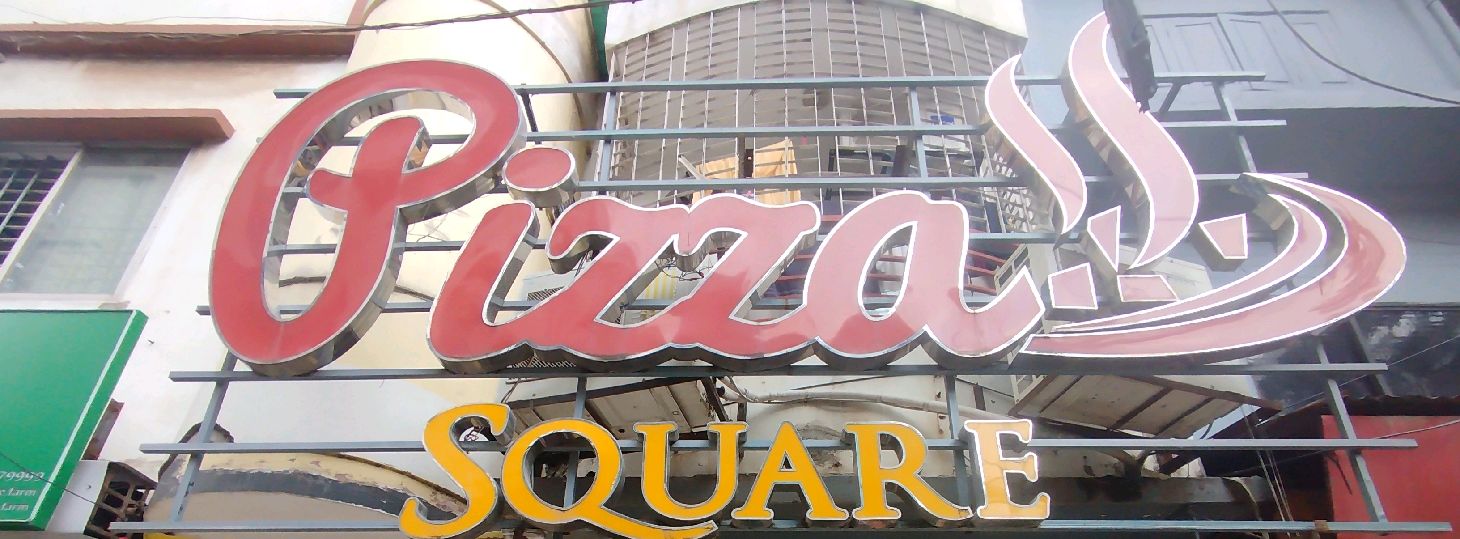 Pizza Square