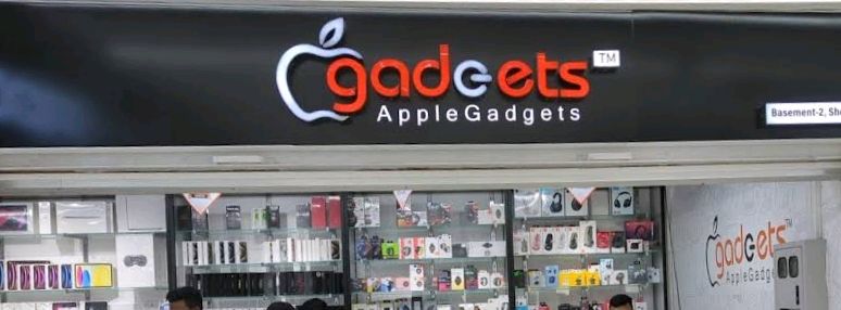 Apple Gadgets - Bashundhara City Shopping Mall