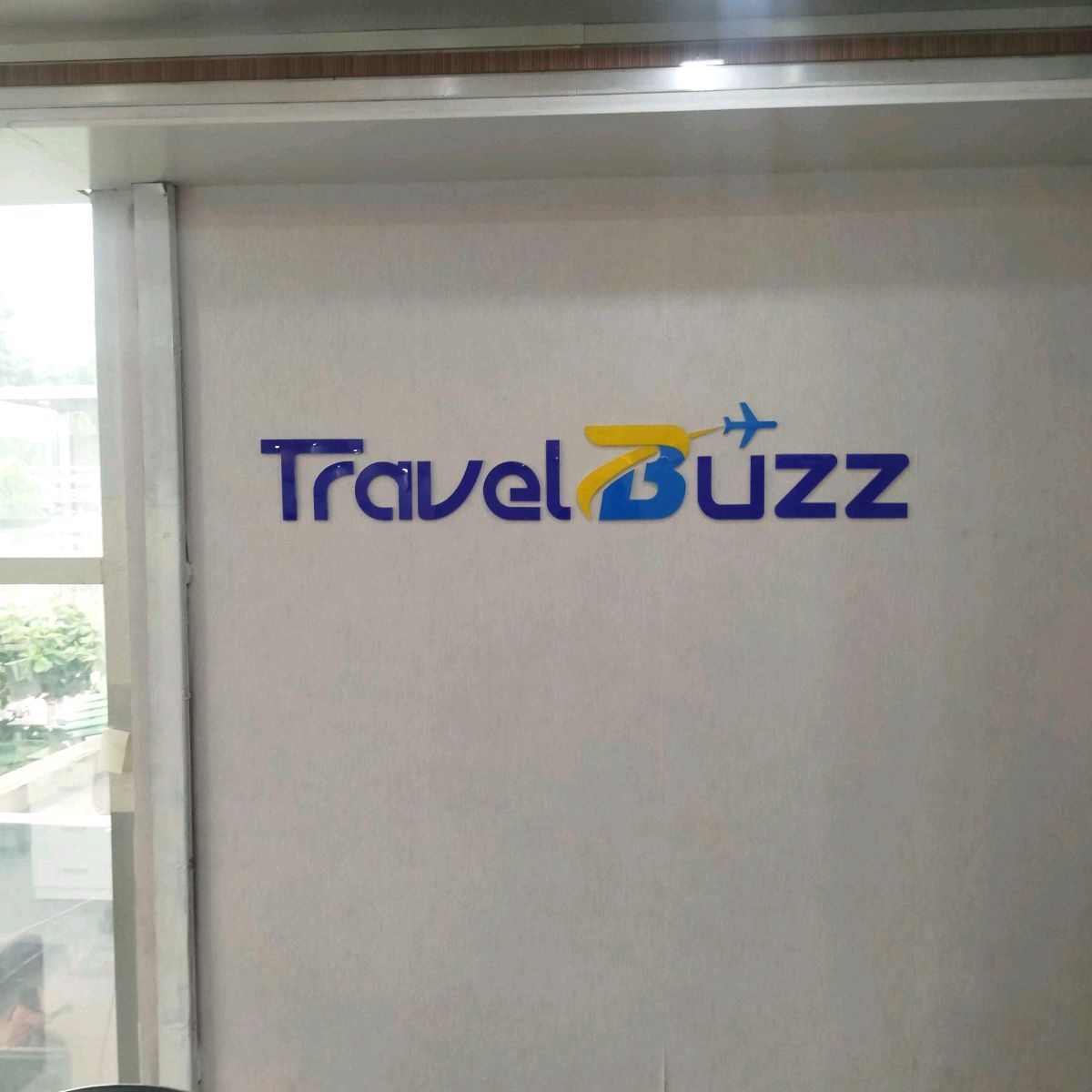 TravelBuzz