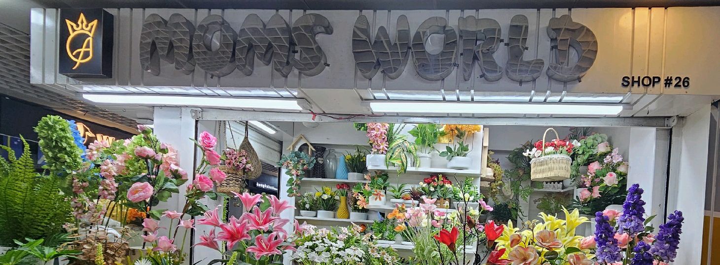 Moms World