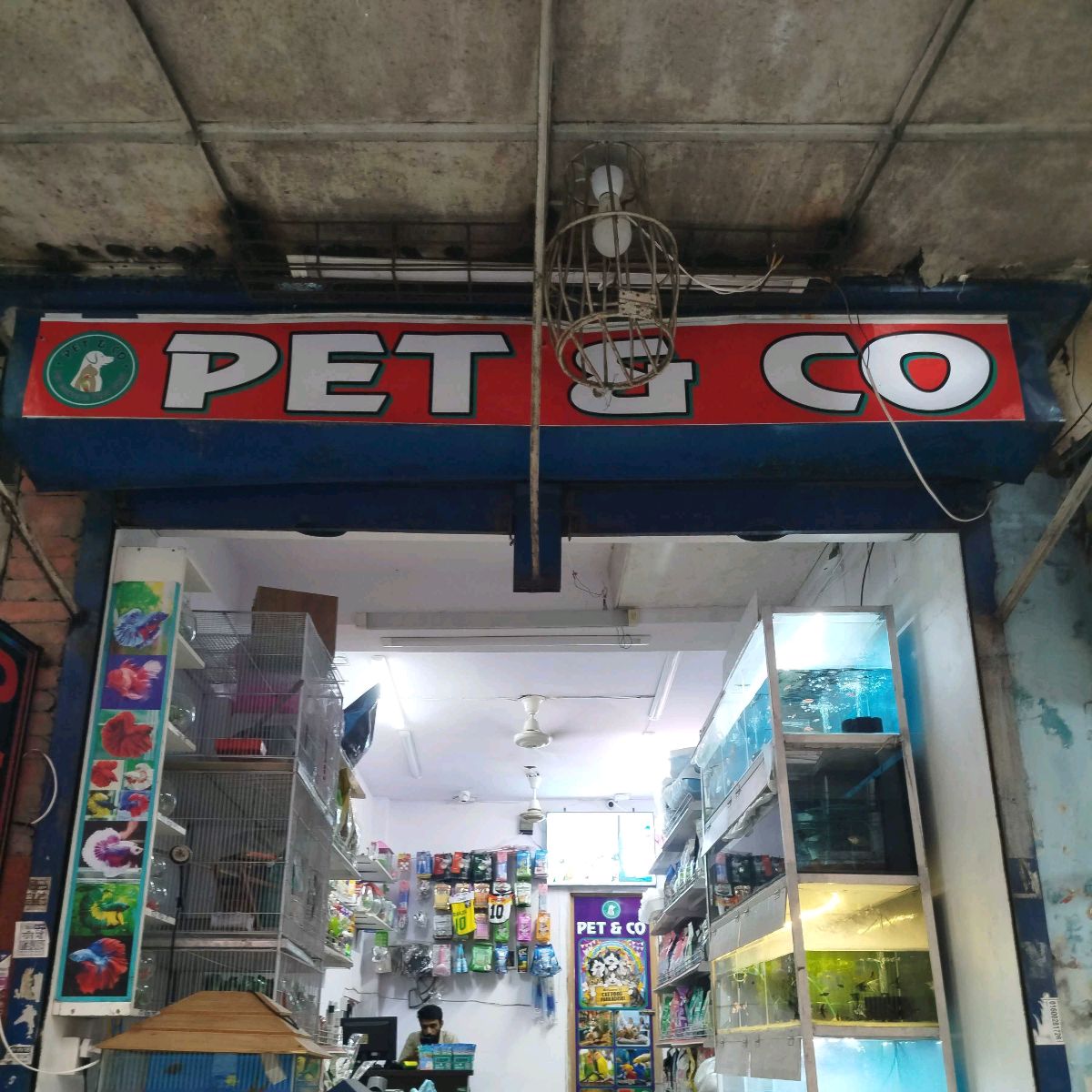 Pet & Co.