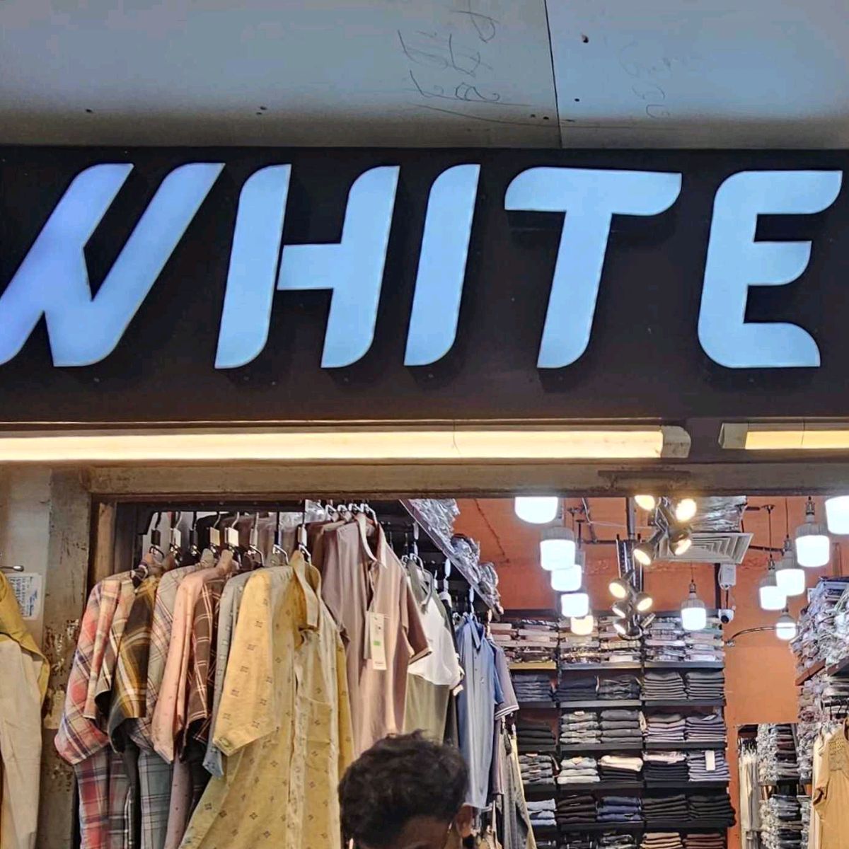White Lee