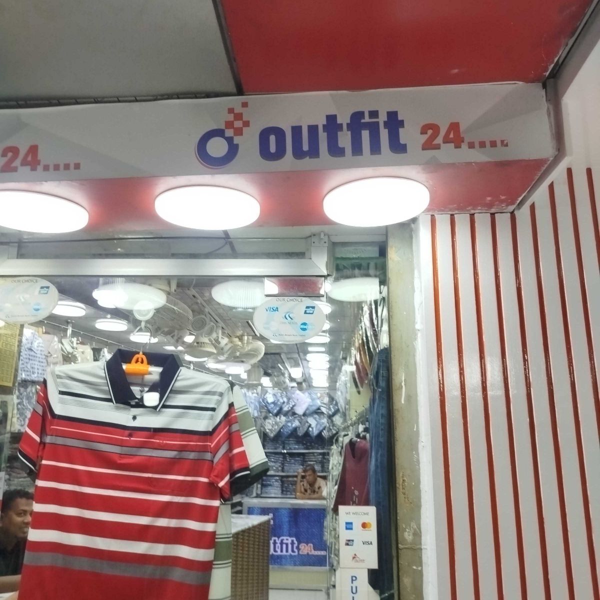 Outlet 24