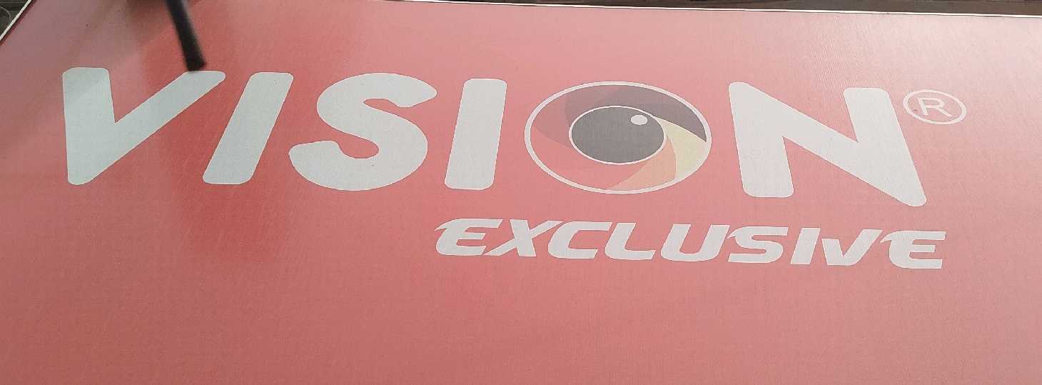 Vision Exclusive 